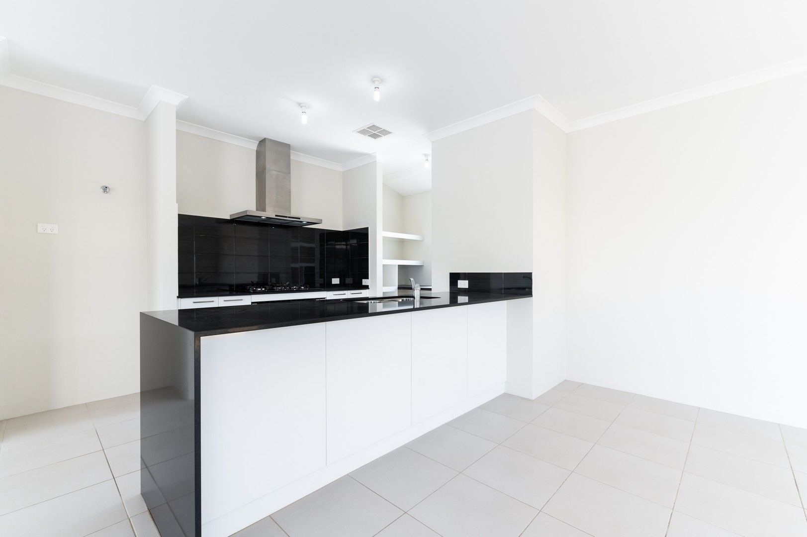 3 bedrooms House in 26 Fairy Parade ALKIMOS WA, 6038