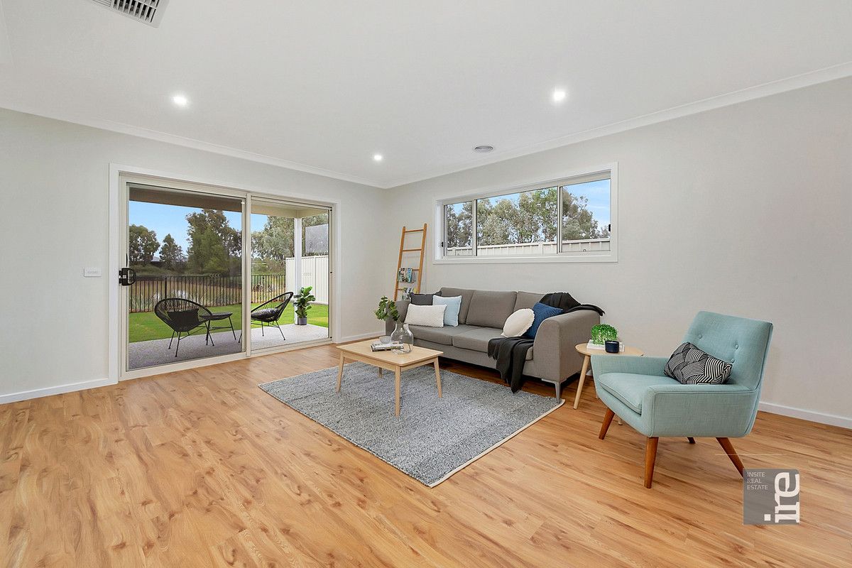 2/5 Dow Court, Yarrawonga VIC 3730, Image 2