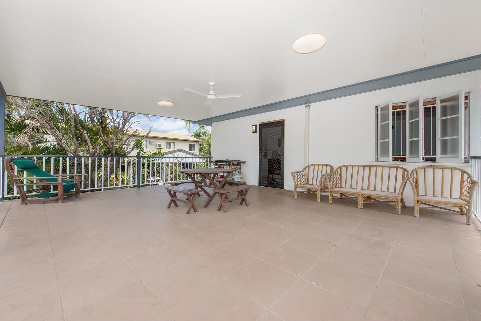 33 McKinley Street, North Ward QLD 4810, Image 1