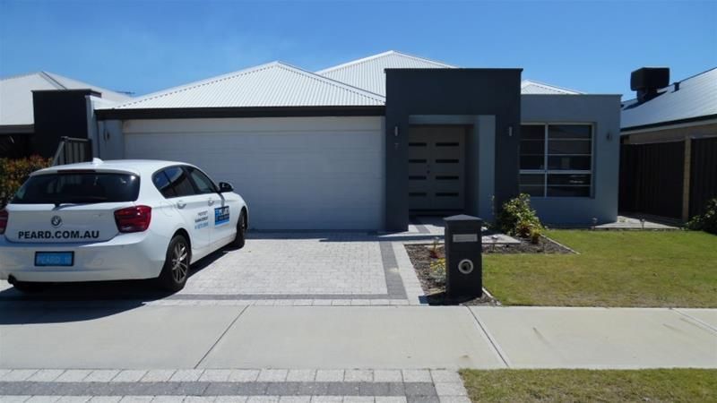 4 bedrooms House in 7 Mystery Road BANKSIA GROVE WA, 6031