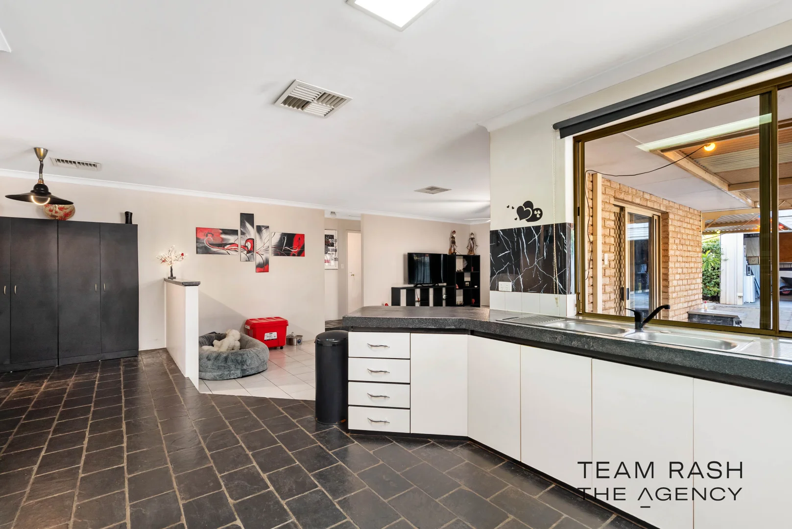 Additional image 14 of 41 Skottowe Parkway, Parmelia WA 6167