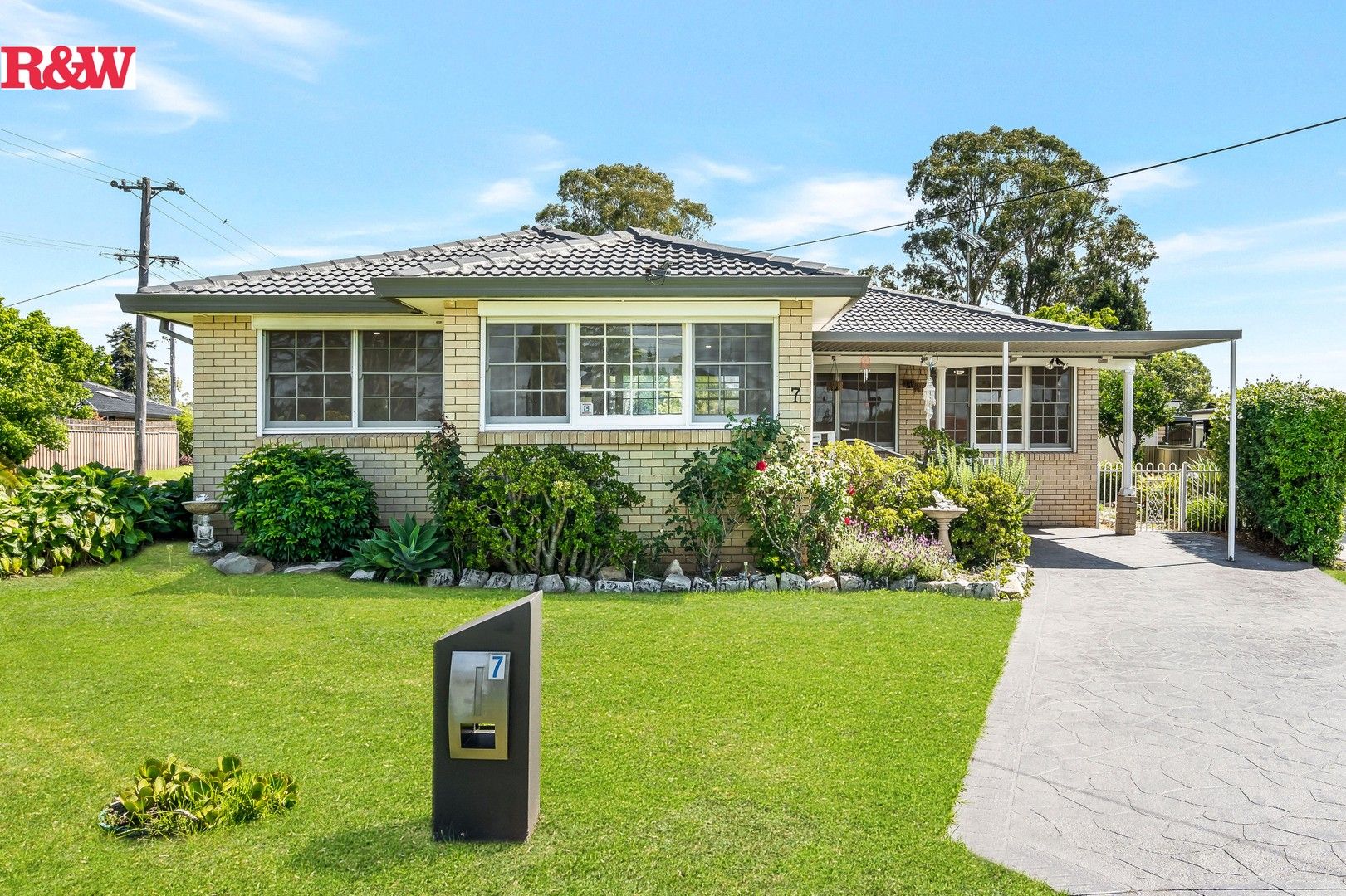 7 Hobart Avenue, Campbelltown NSW 2560 House For Rent Domain