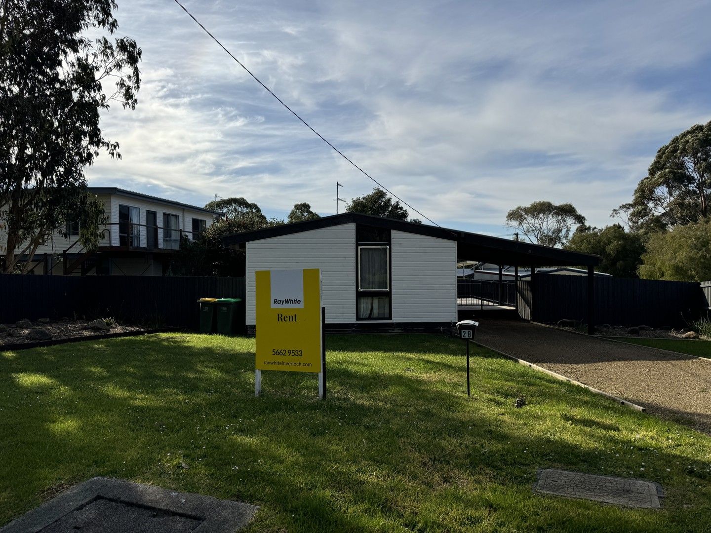 2 bedrooms House in 28 Beilby Avenue INVERLOCH VIC, 3996