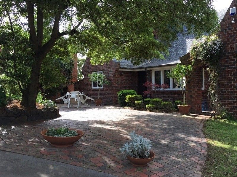 2 bedrooms Apartment / Unit / Flat in 2/48 Stawell Street KEW VIC, 3101
