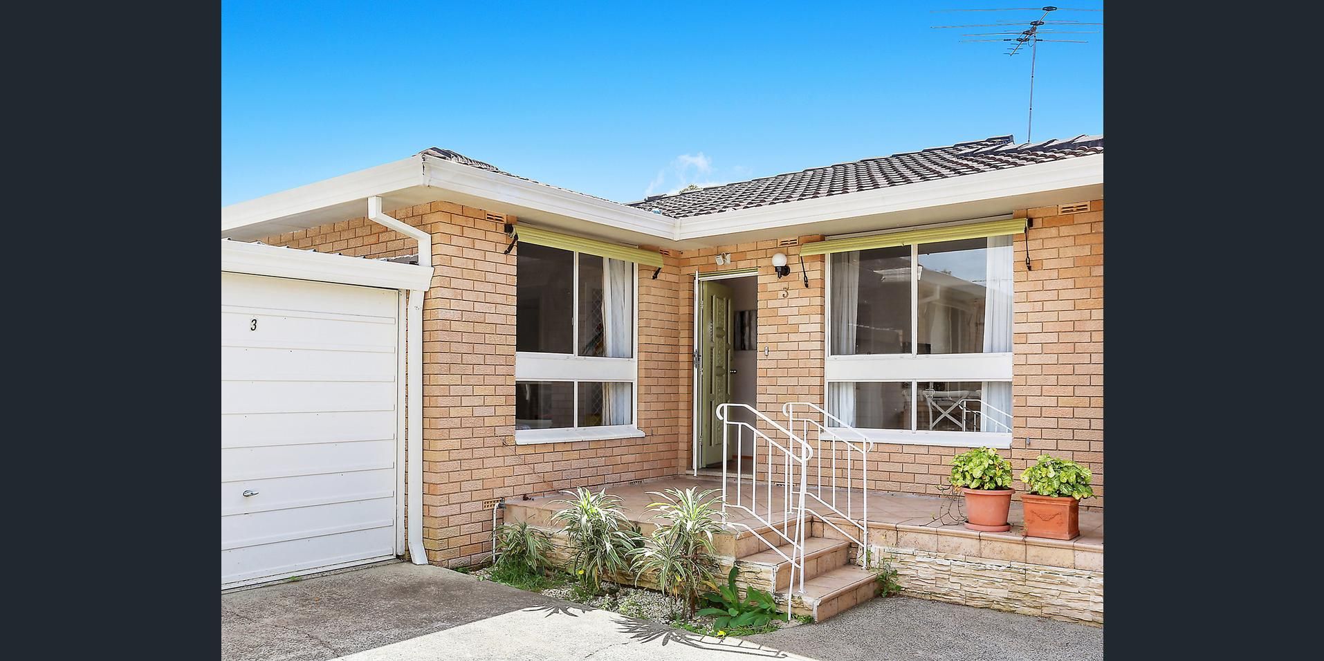 3 bedrooms Villa in 3/12-14 Waratah St BEXLEY NSW, 2207