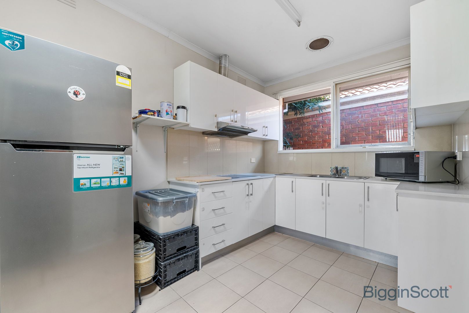 2/33 Gordon Street, Footscray VIC 3011, Image 2