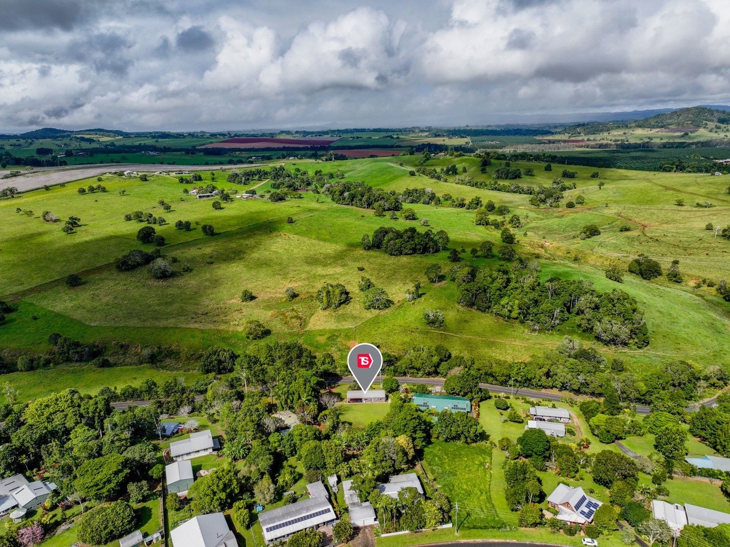 33 Park Avenue, Yungaburra QLD 4884, Image 2