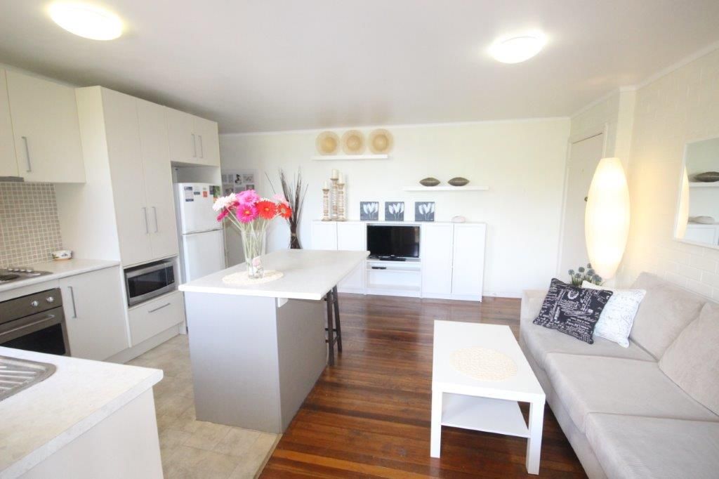 2 bedrooms Apartment / Unit / Flat in 1/37 Gailey Road ST LUCIA QLD, 4067
