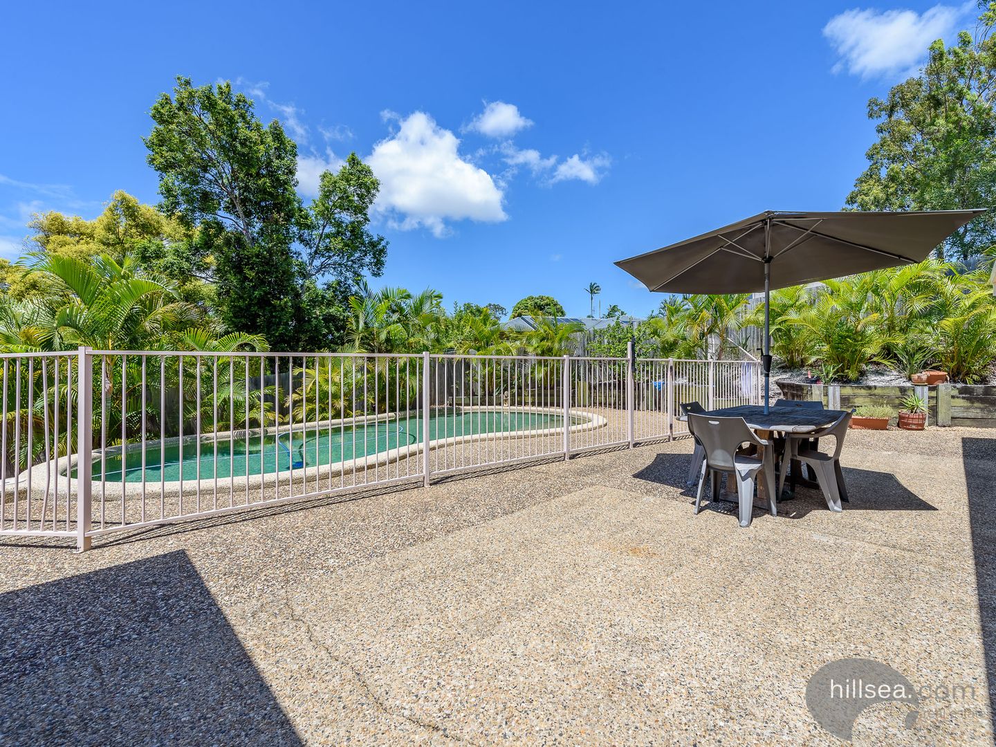 8 Otford Place, Helensvale QLD 4212, Image 2