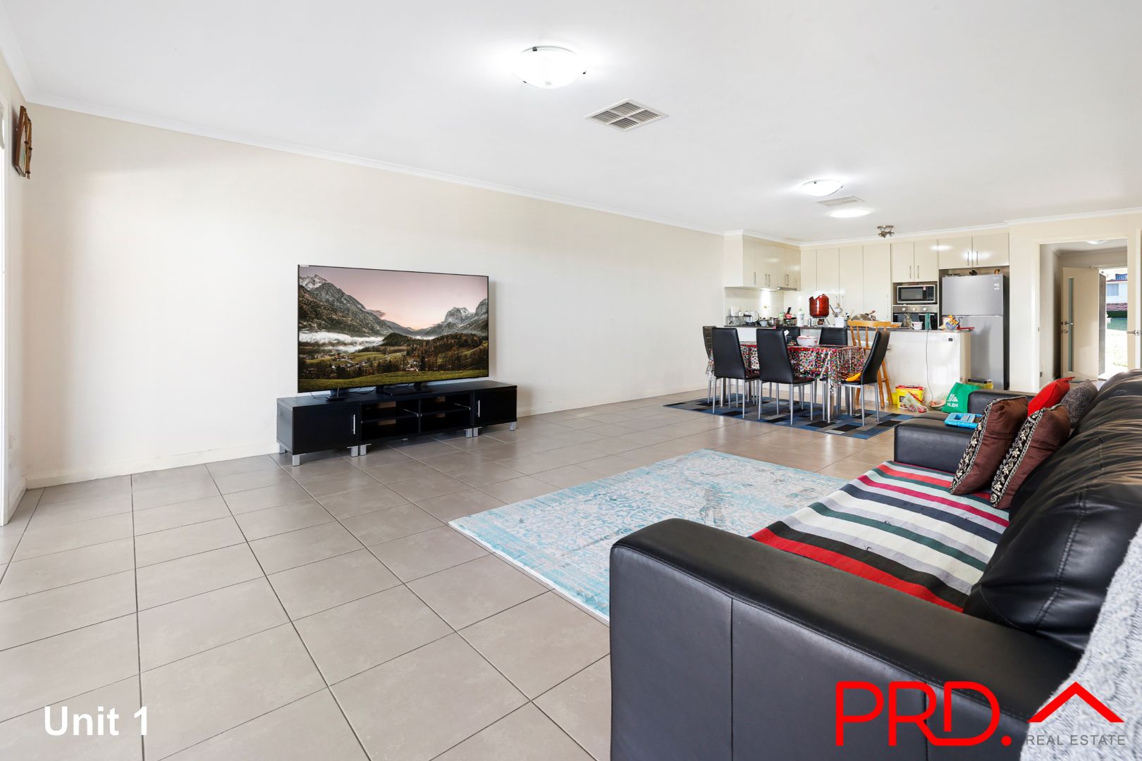 1-2/18 Fishermans Place, Tamworth NSW 2340, Image 2