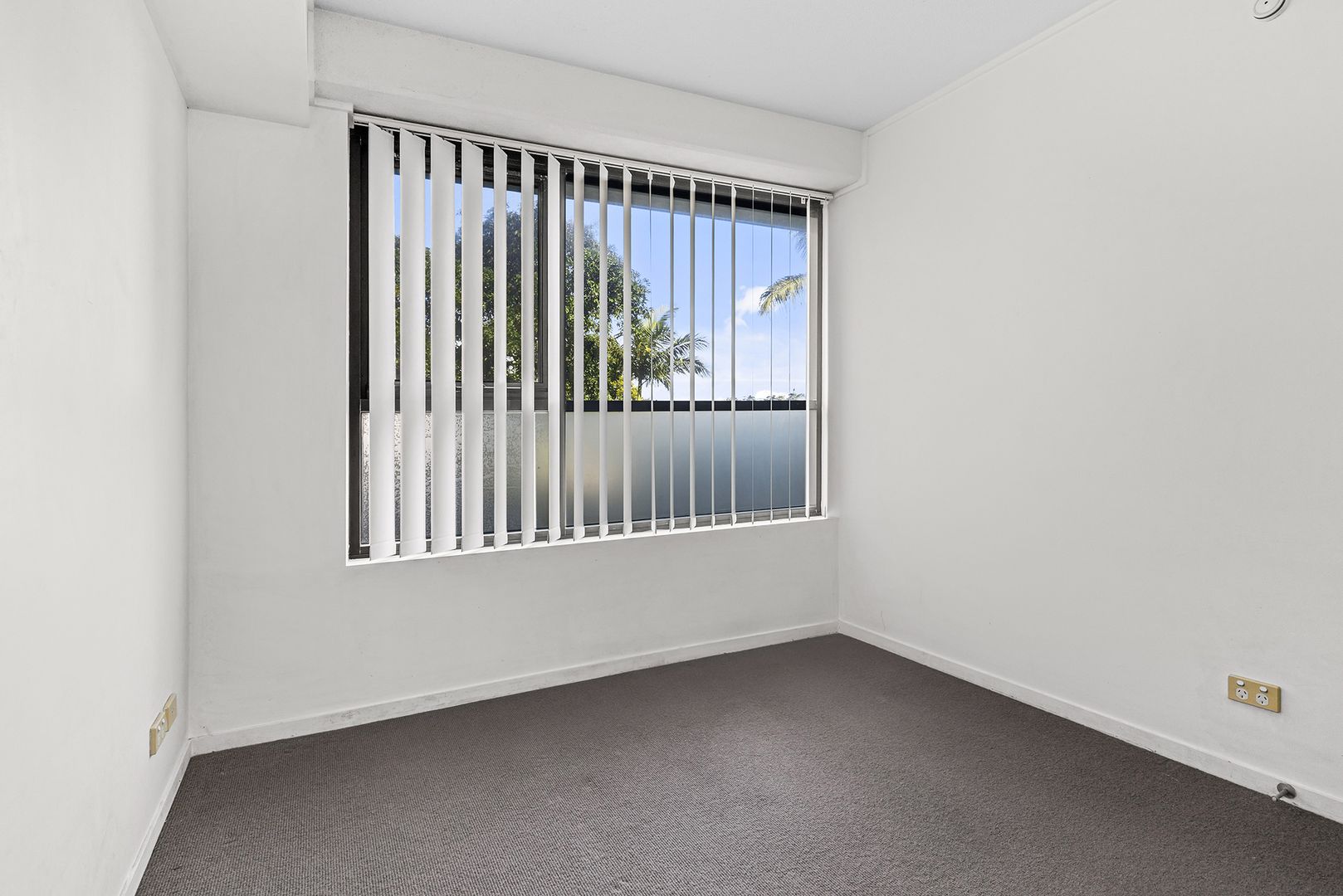 203/25 Dix Street, Redcliffe QLD 4020, Image 2