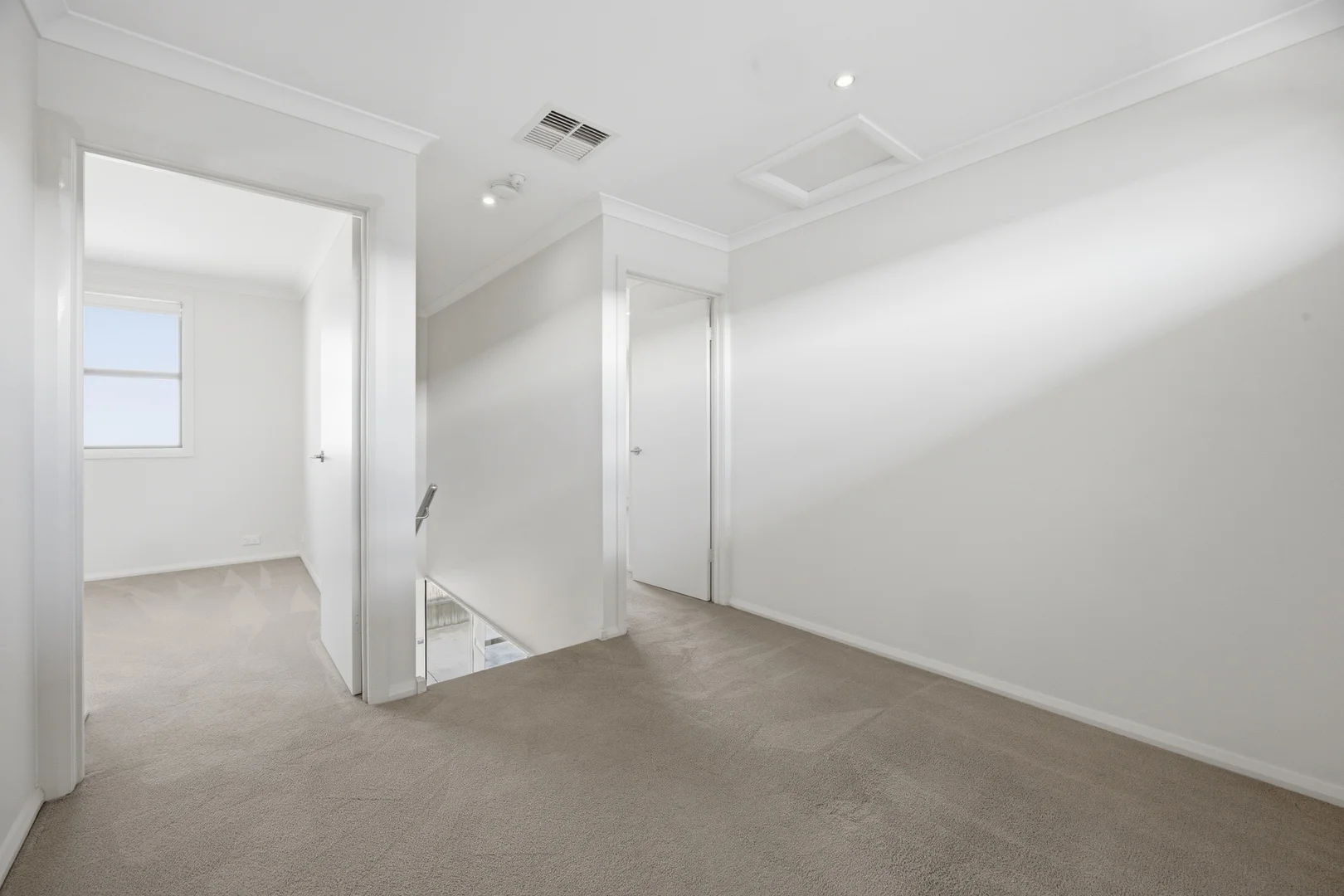 Additional image 10 of Unit 4/9 Bungendore Road, Queanbeyan East NSW 2620