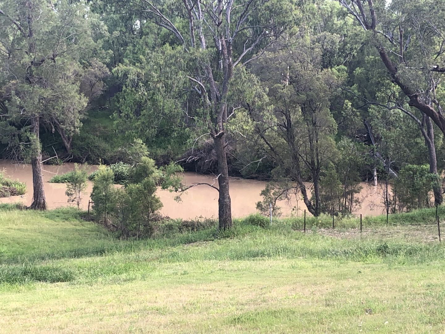 40 Slack Drive, Emerald QLD 4720 Domain