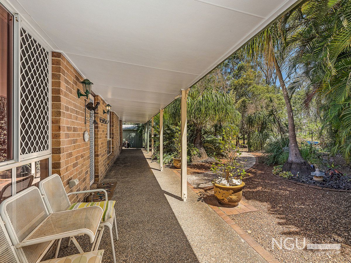 54 Elanora Way, Karalee QLD 4306, Image 2