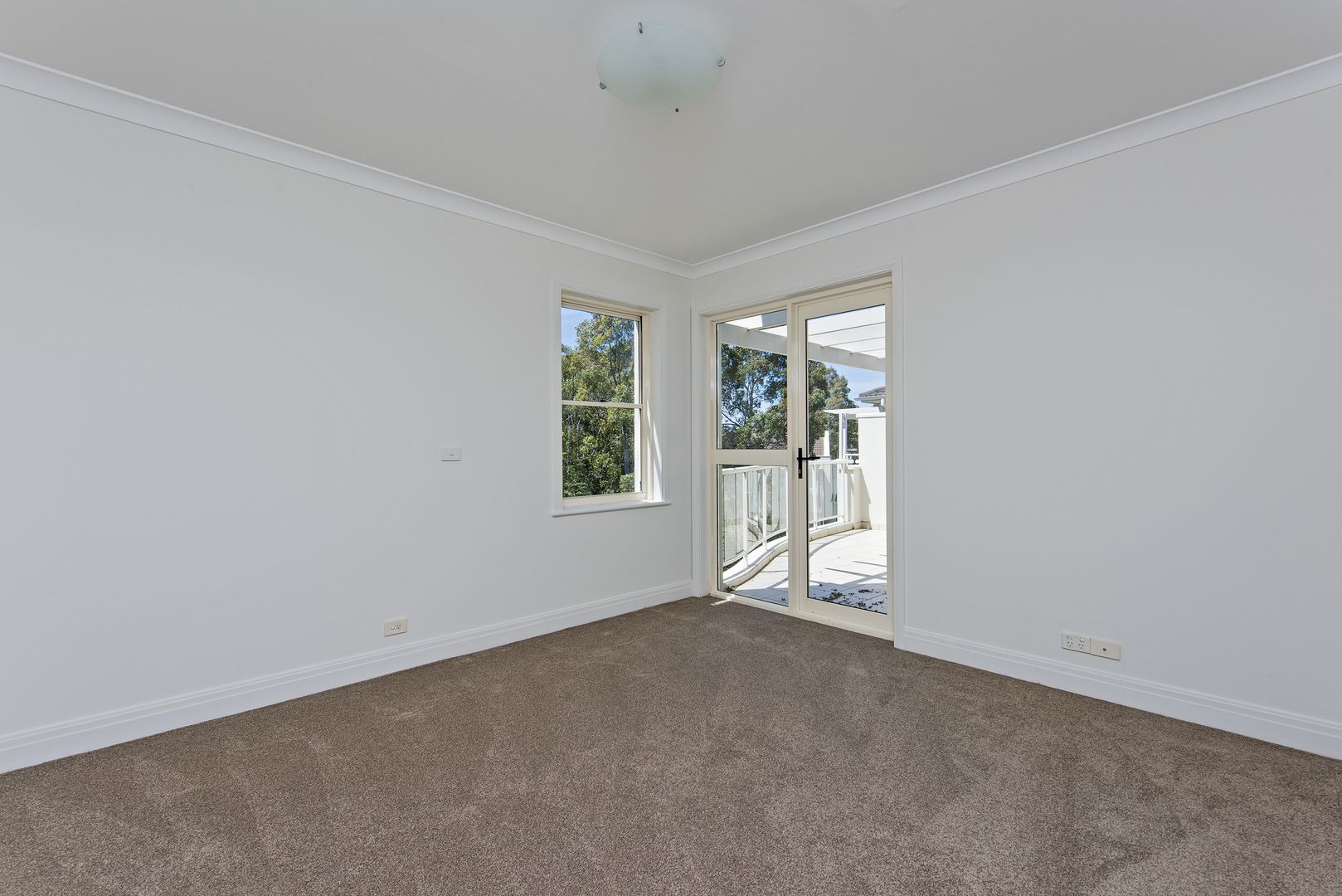 204/3B Karrabee Avenue, Huntleys Cove NSW 2111, Image 2