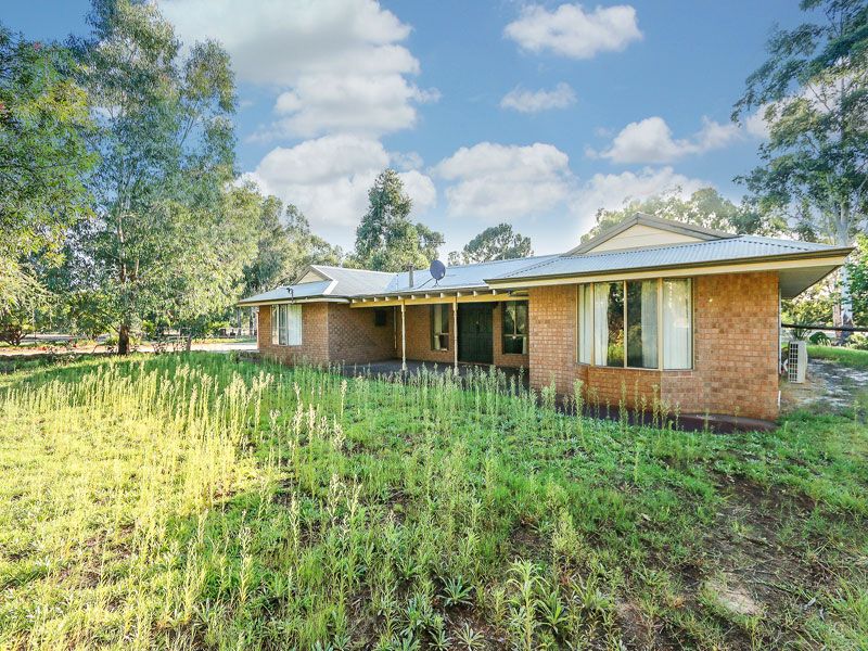 3 bedrooms House in 11 Casuarina Place HENLEY BROOK WA, 6055