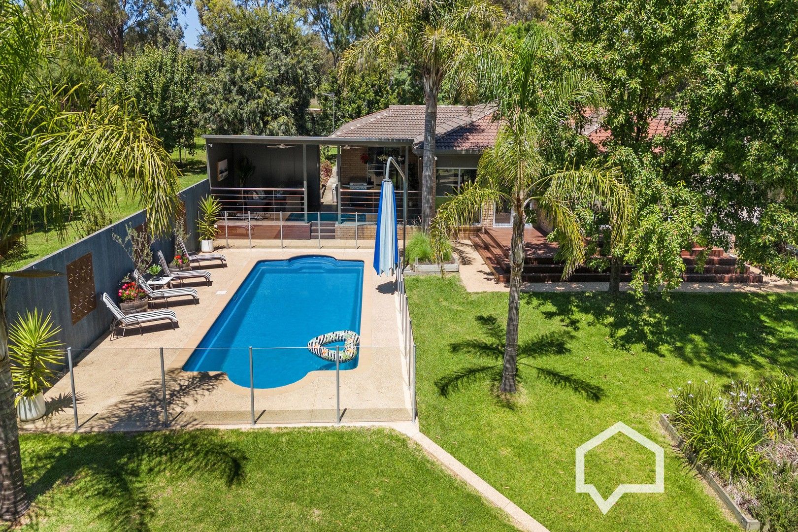 2 Karula Close, Kangaroo Flat VIC 3555, Image 0