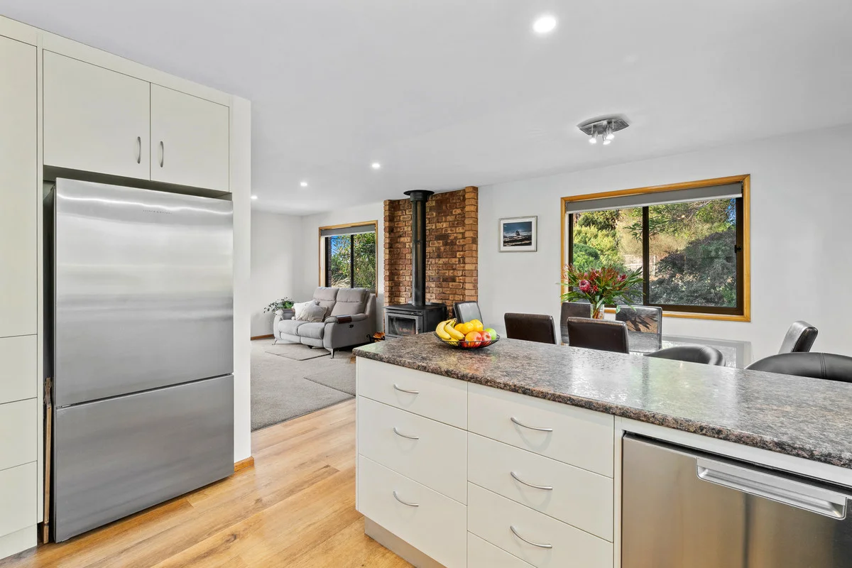 Additional image 13 of 1 Burwood Drive, Blackmans Bay TAS 7052