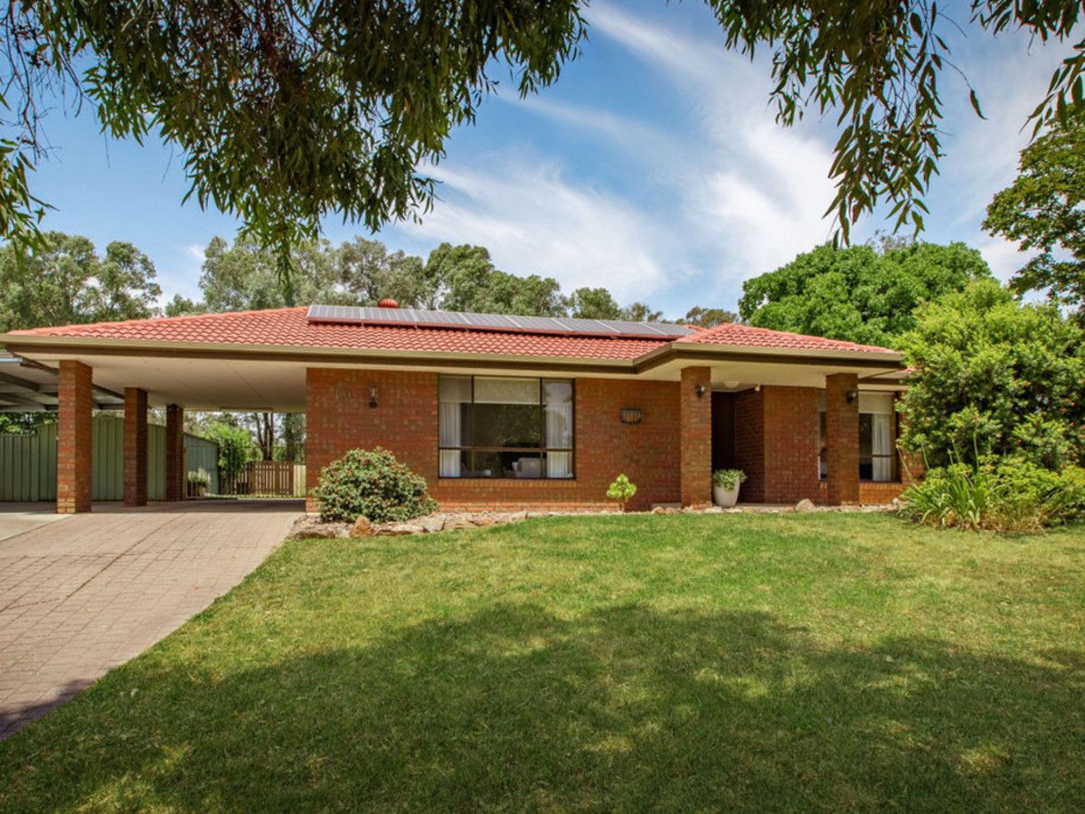 4 bedrooms House in 19 Park View Close WODONGA VIC, 3690