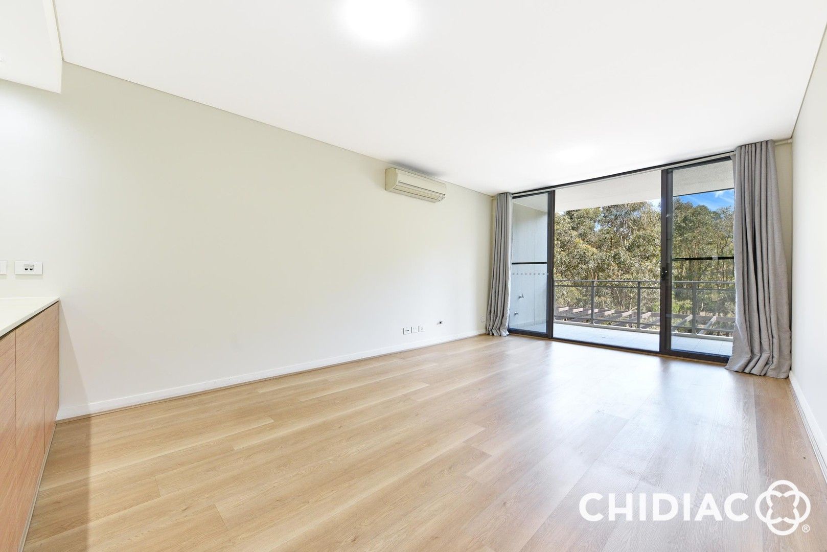 2 bedrooms Apartment / Unit / Flat in 207/27 Hill Road WENTWORTH POINT NSW, 2127