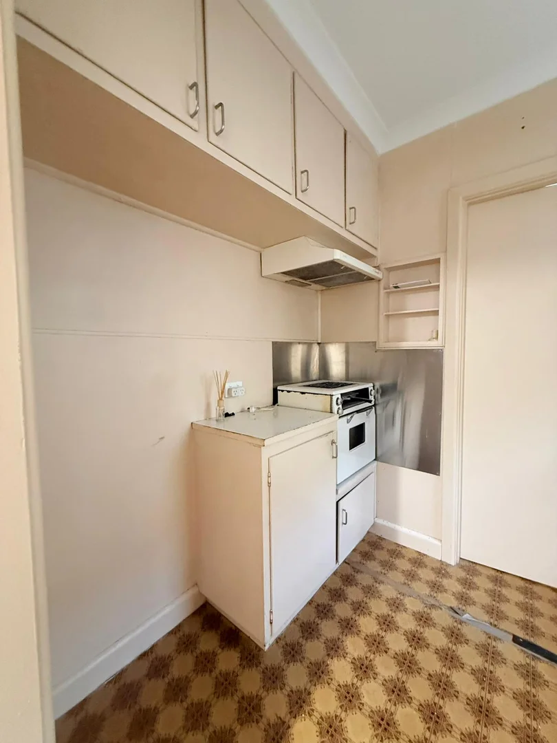 Additional image 5 of 2/356A Aberdeen Street, Manifold Heights VIC 3218