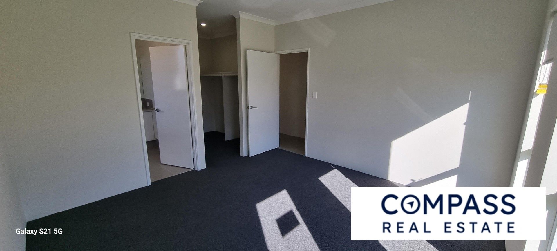 5 bedrooms House in 29 Orchardleigh Blvd LAKELANDS WA, 6180