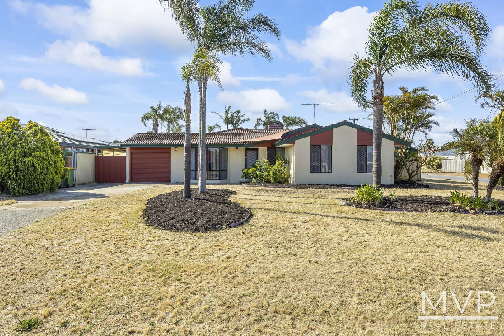 7 Lessing Place, South Lake WA 6164, Image 1