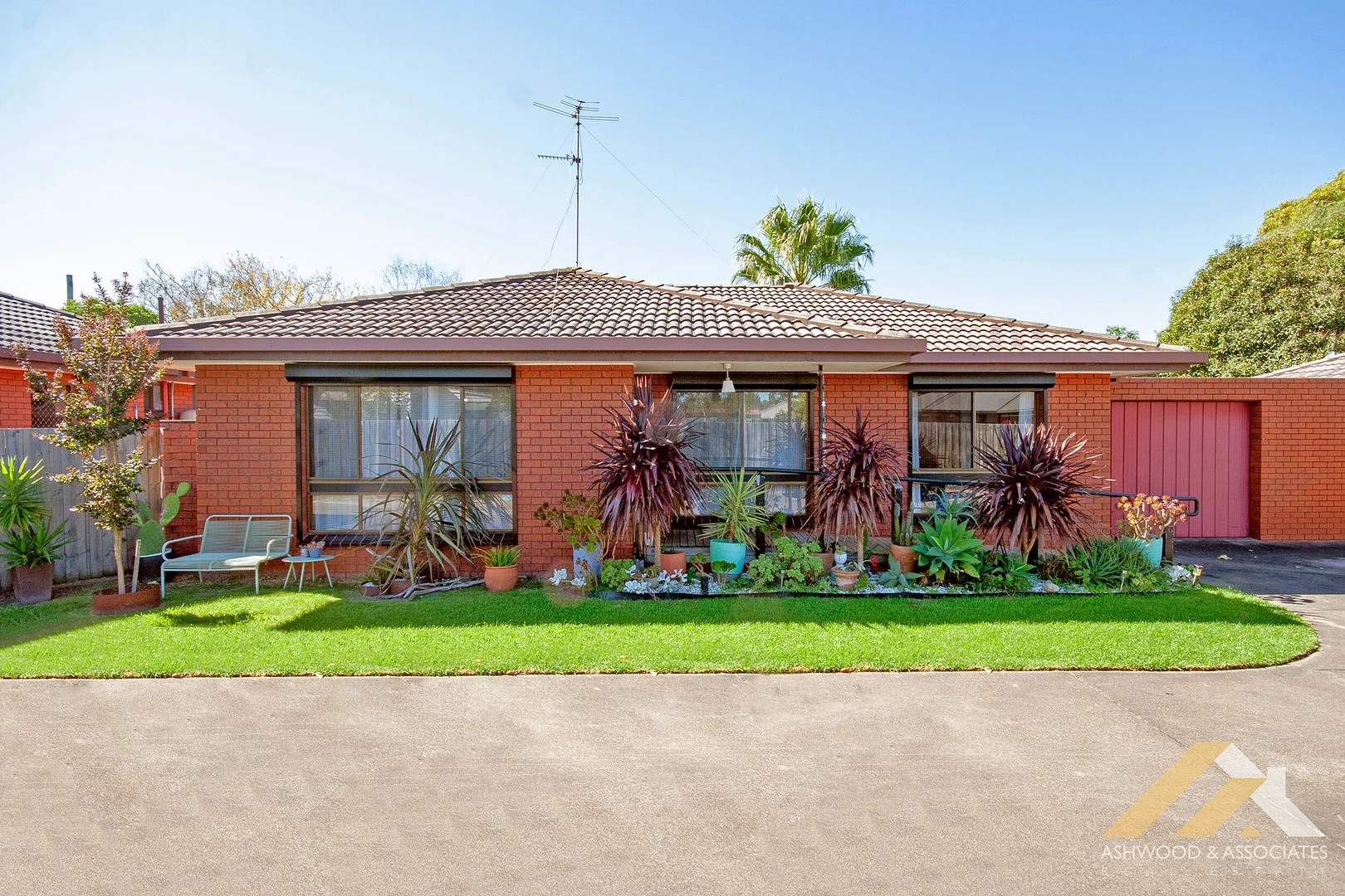 Unit 2/21 Turnbull Street, Bairnsdale VIC 3875