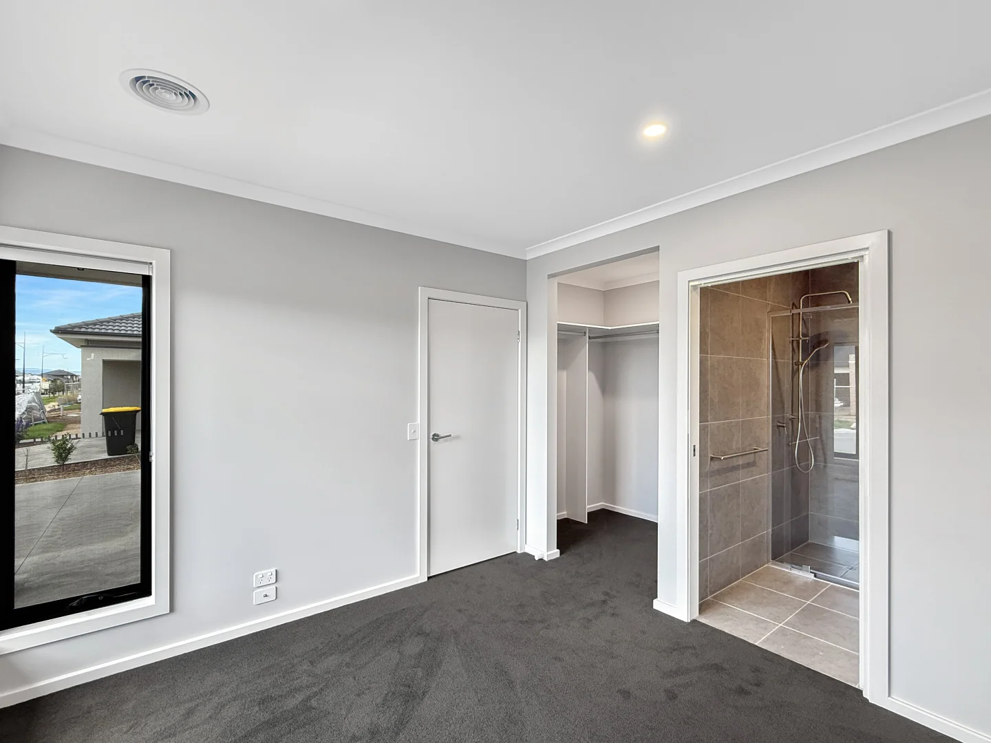 Additional image 3 of 33 Harshaw Road, Thornhill Park VIC 3335