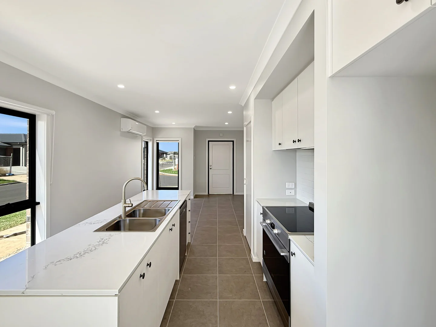 Additional image 2 of 41 Salters Street, Thornhill Park VIC 3335