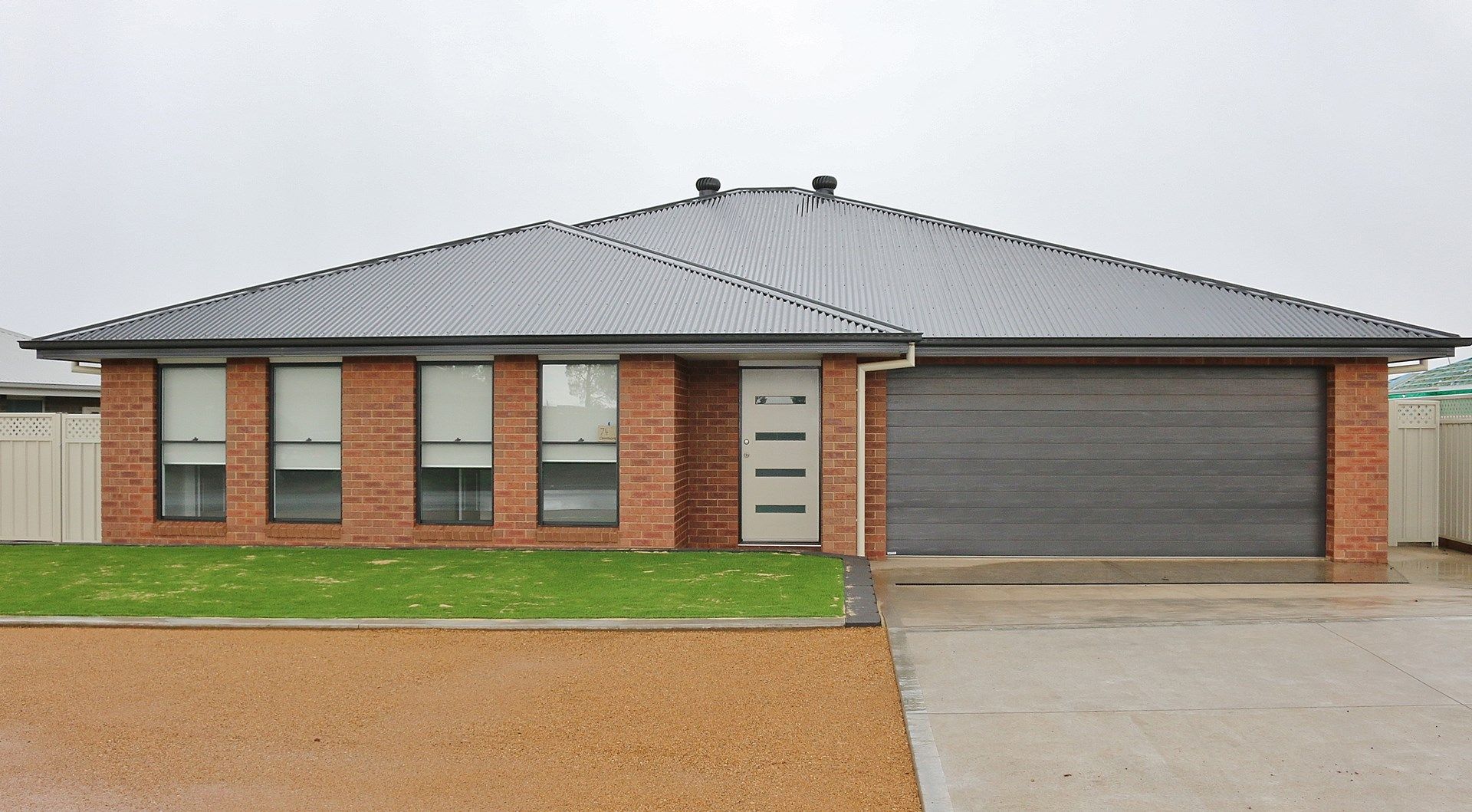 3 bedrooms House in 74 Champagne Drive DUBBO NSW, 2830