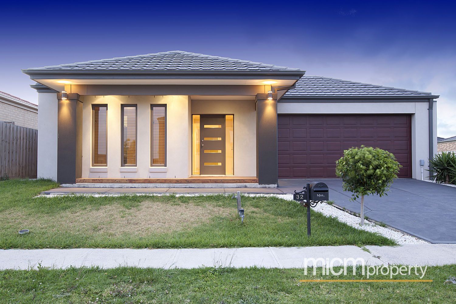 32 Whitetop Drive, Point Cook VIC 3030