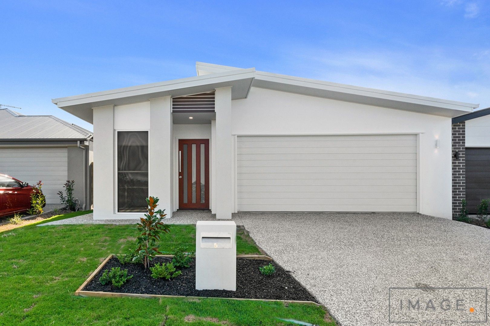 5 Point Av, Victoria Point QLD 4165 - House For Rent | Domain