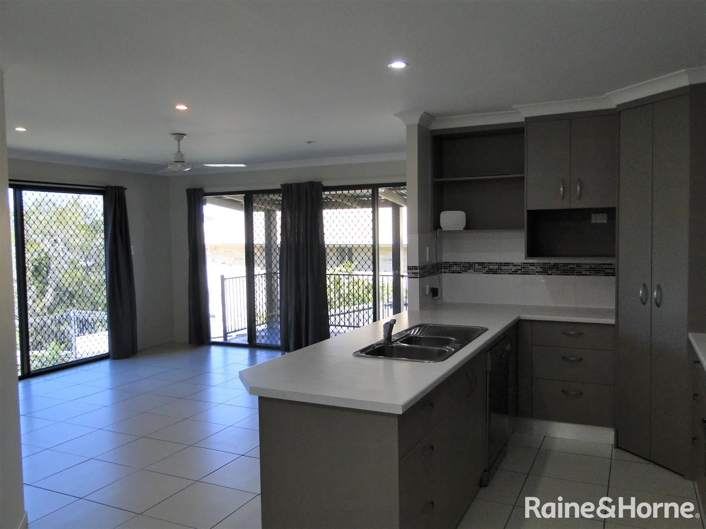 Additional image 4 of 16 Coolibah Street, Kin Kora QLD 4680