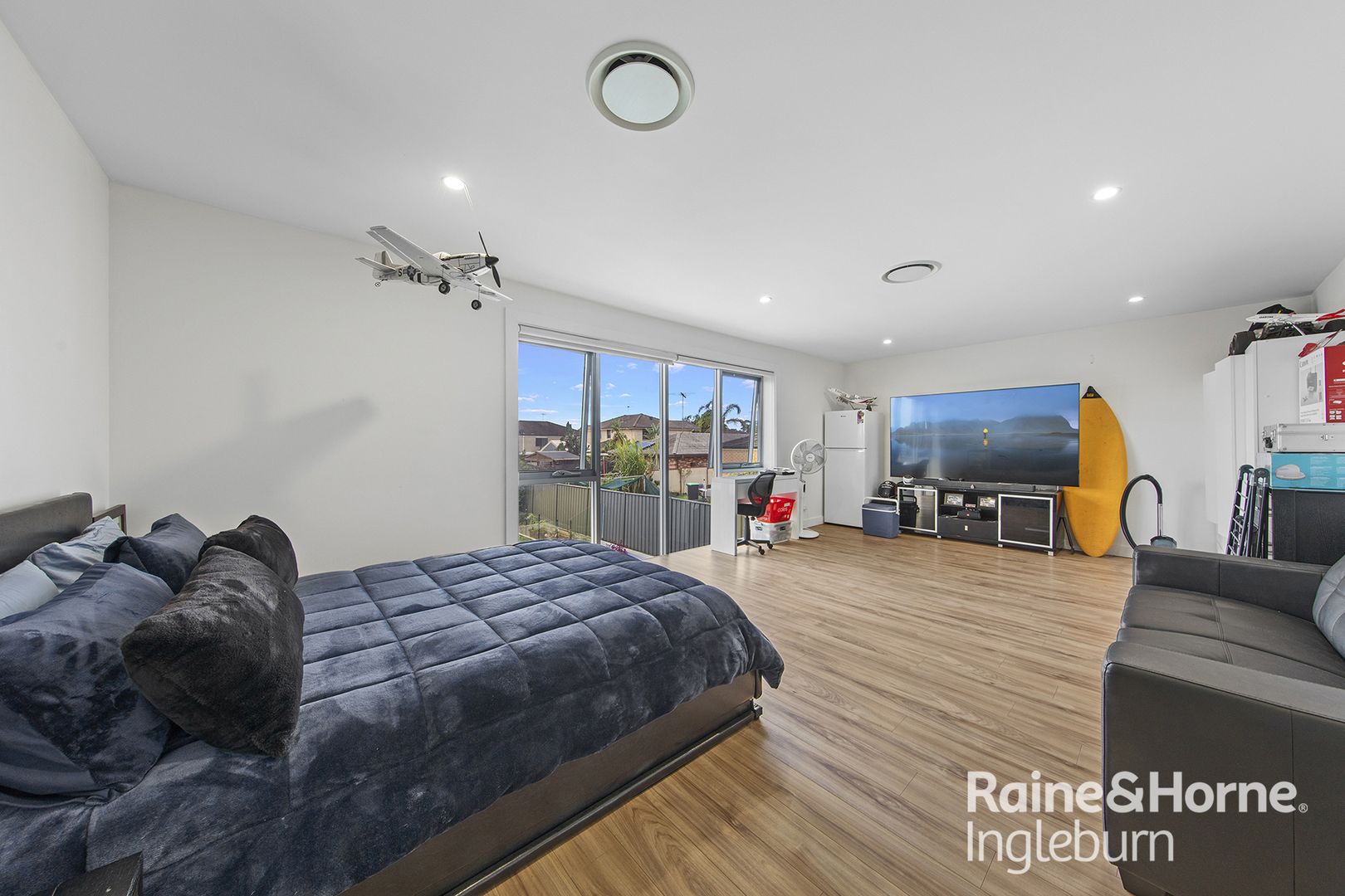 3 Barcelona Drive, Prestons NSW 2170, Image 1