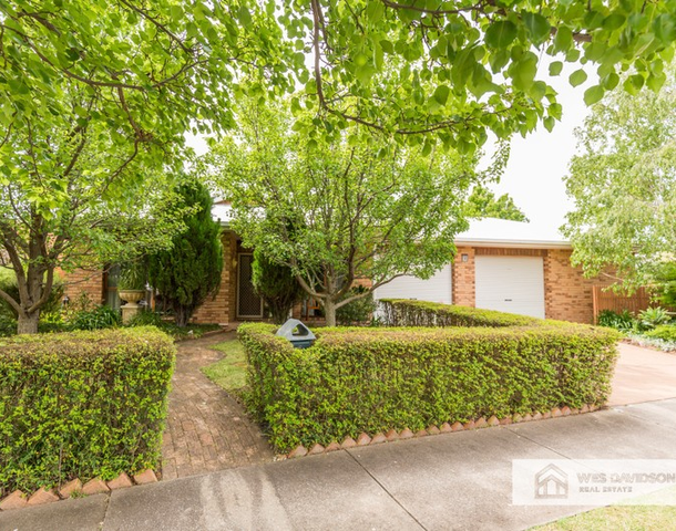 6 Hayes Drive, Horsham VIC 3400