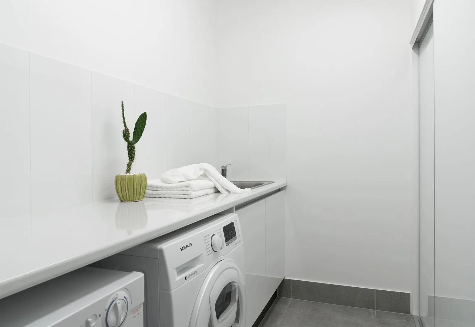 Additional image 12 of 1/4 Beelyu Street, Burleigh Heads QLD 4220