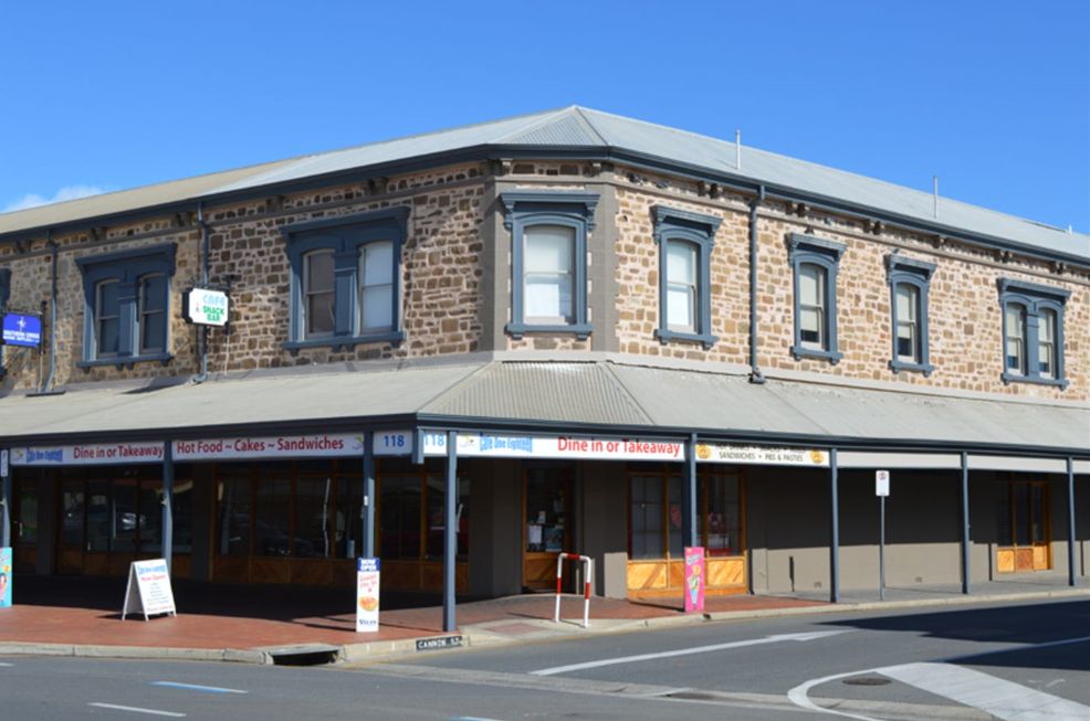 3 bedrooms Apartment / Unit / Flat in 3/118 Commercial Road PORT ADELAIDE SA, 5015
