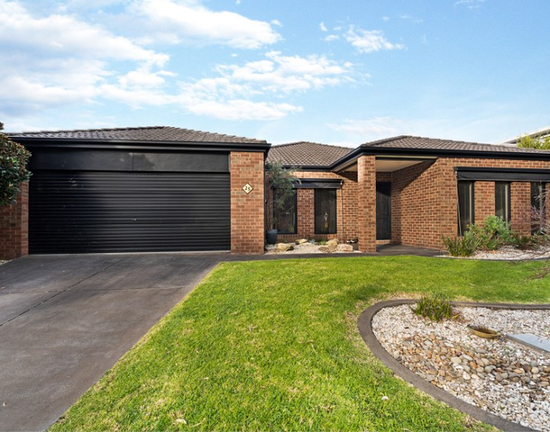 25 Norman Drive, Cowes VIC 3922