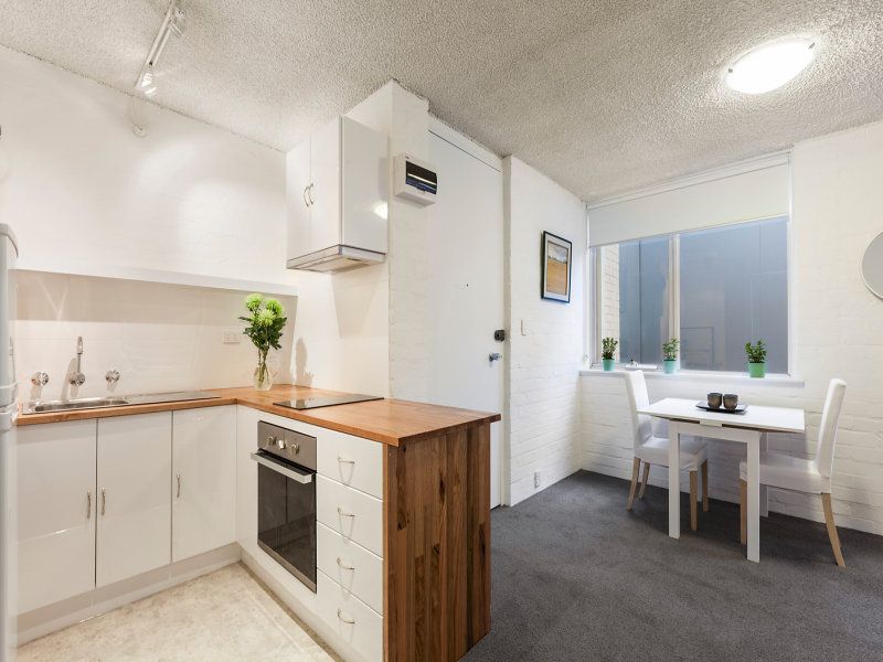 1 bedrooms Apartment / Unit / Flat in 3/23 Tivoli Road SOUTH YARRA VIC, 3141