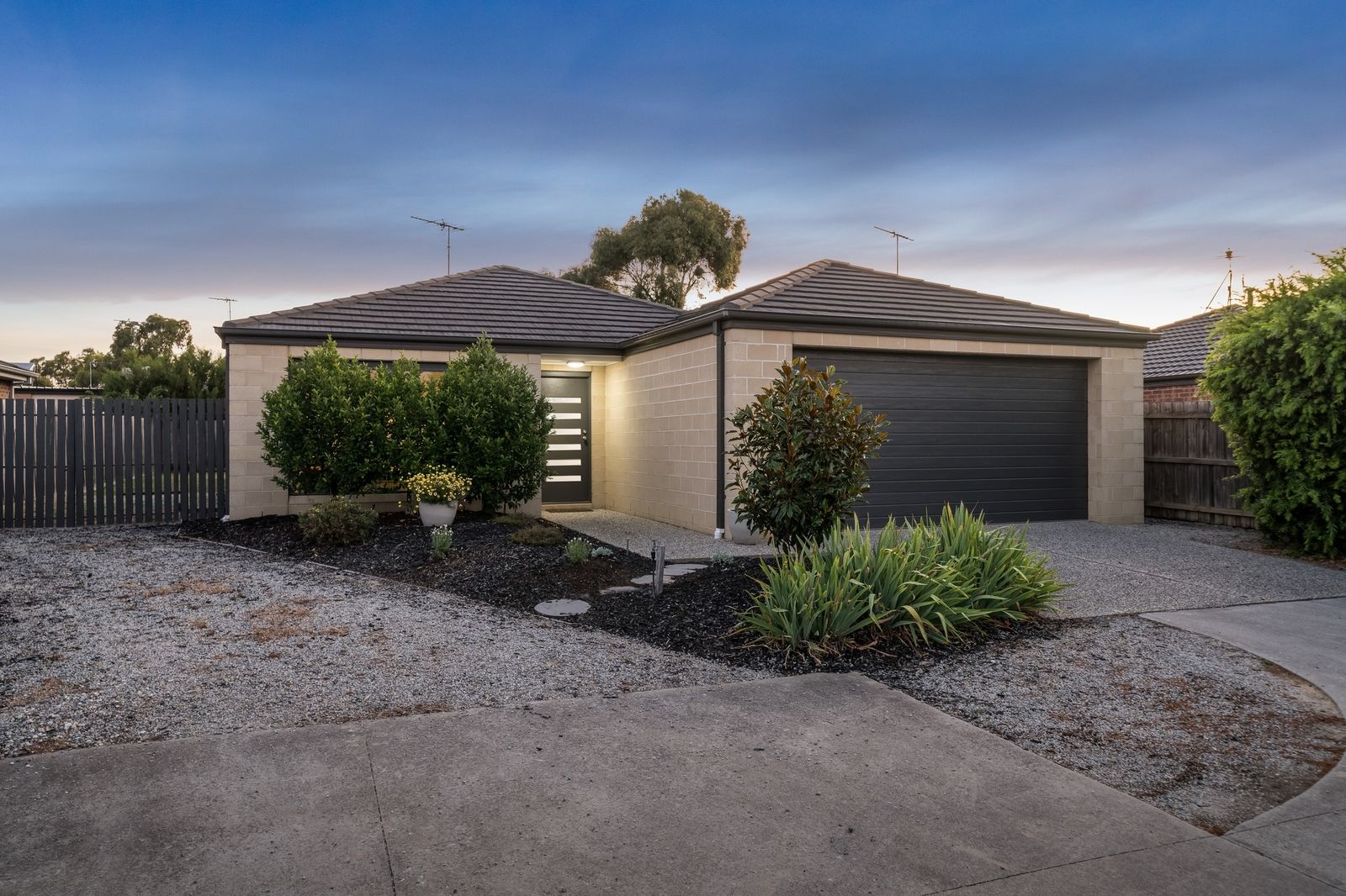 4/6 Farmland Lane, Leopold VIC 3224, Image 1