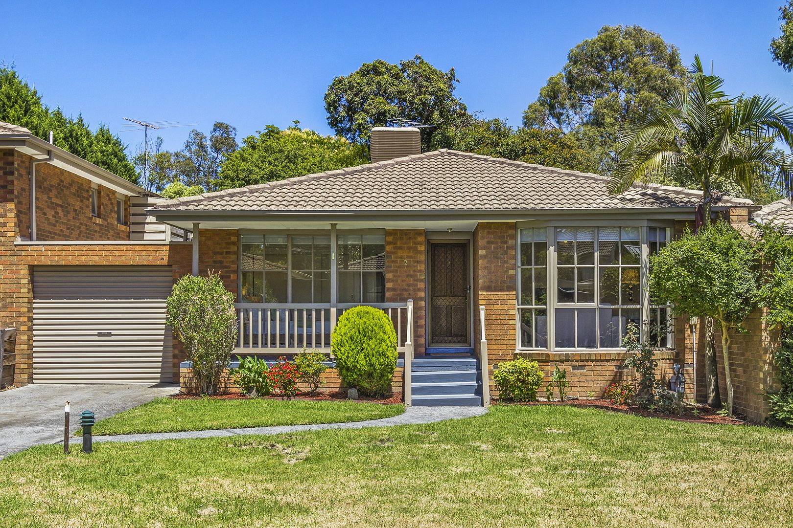 2/377383 Springfield Road, Nunawading Property History & Address