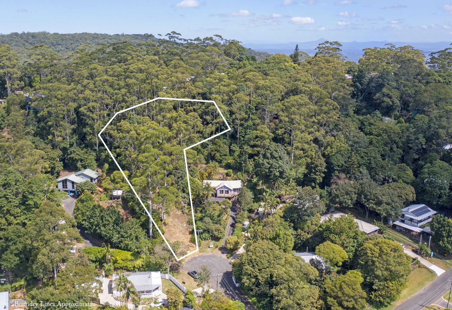 8 Apo Court, Tamborine Mountain QLD 4272, Image 1