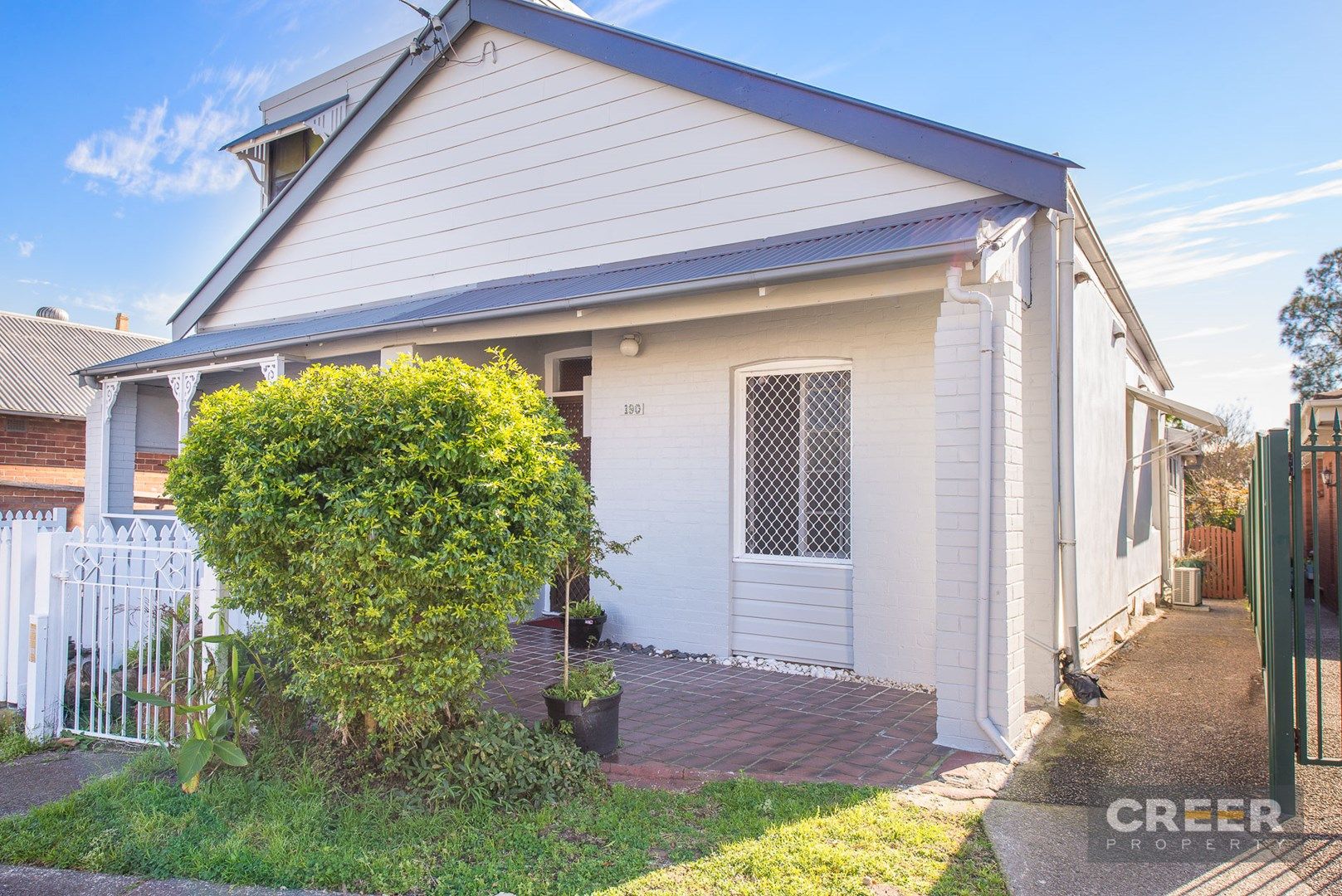 190 Denison Street, Hamilton NSW 2303, Image 0