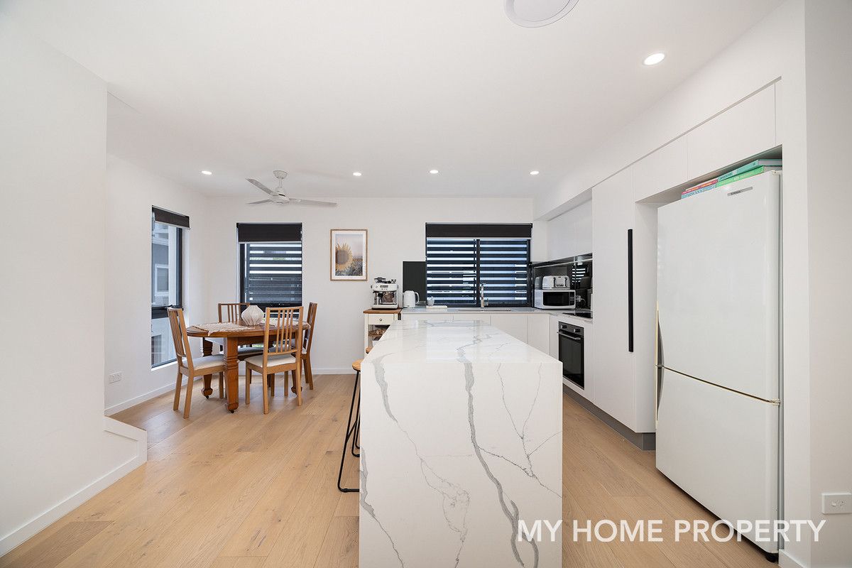 4 bedrooms Townhouse in 25/31 Griffith Place SEVEN HILLS QLD, 4170