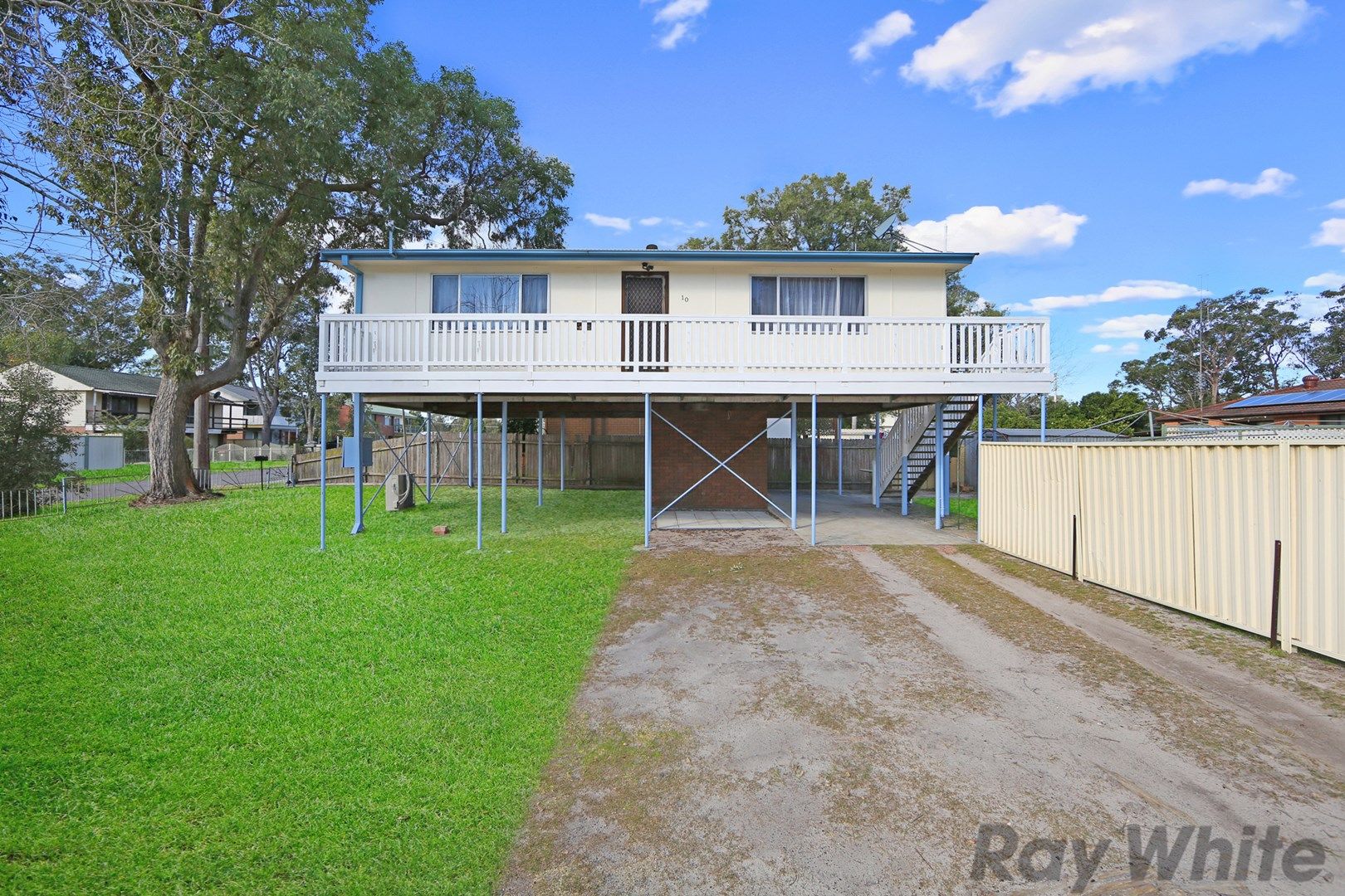 10 Famata Avenue, Blue Haven NSW 2262, Image 0