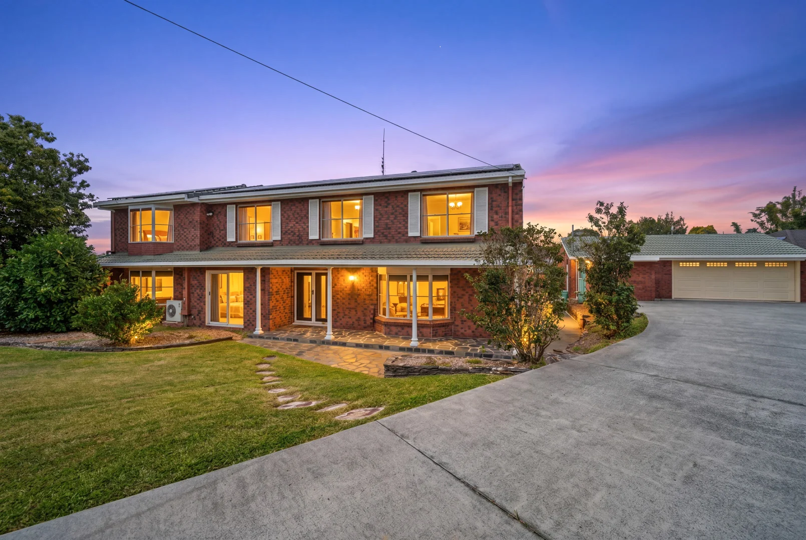 Additional image 2 of 9 Penamber Court, Benowa QLD 4217