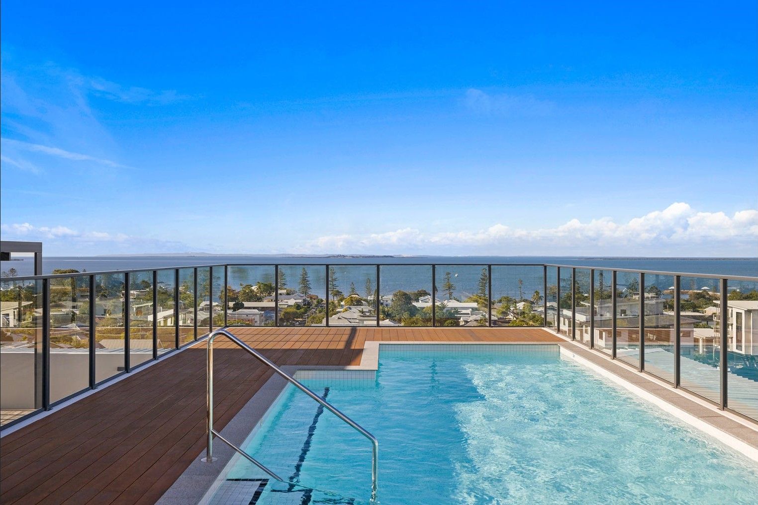 2 bedrooms Apartment / Unit / Flat in 2402/77 Bride Street WYNNUM QLD, 4178