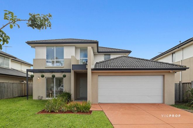 Picture of 16 Montclair Street, SANCTUARY LAKES VIC 3030