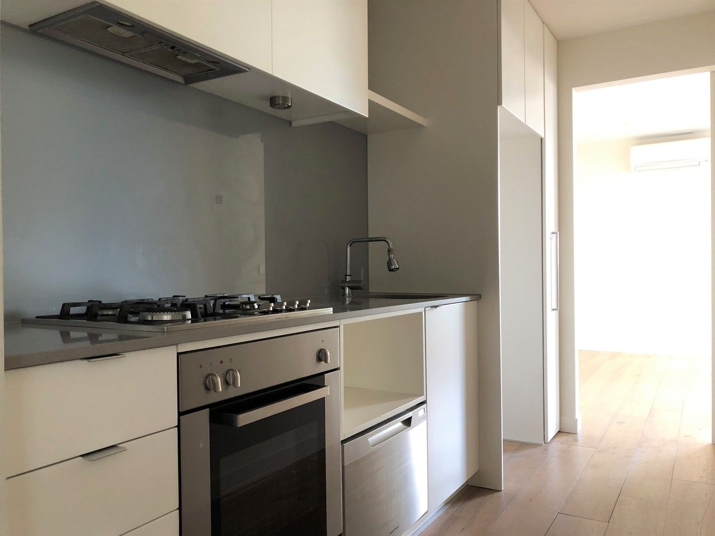 2 bedrooms Apartment / Unit / Flat in 306/2 Archibald St BOX HILL VIC, 3128